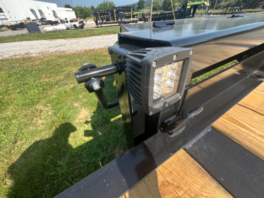 M10021 Skid Steer Trailers 