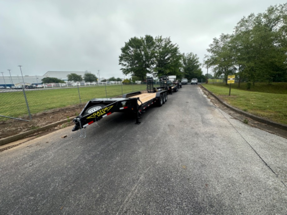 M10022 Skid Steer Trailers 