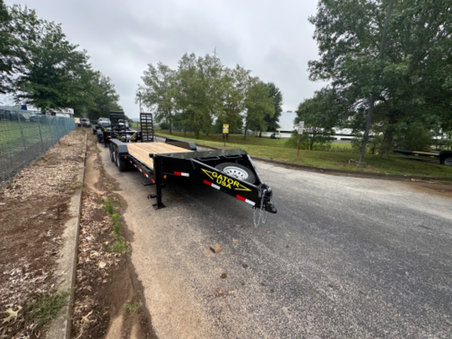 M10022 Skid Steer Trailers 