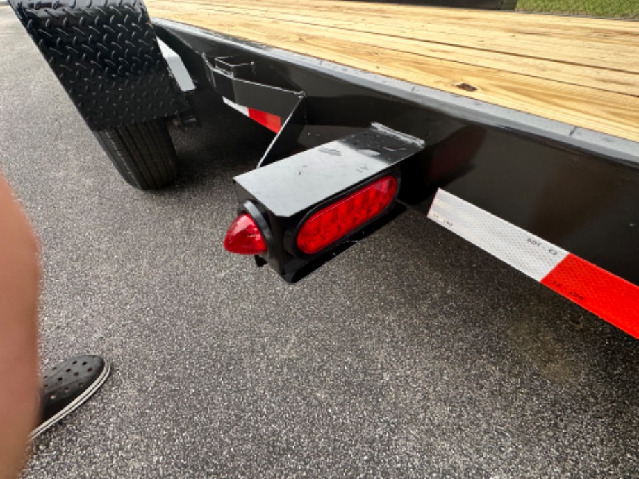 M10023 Skid Steer Trailers 