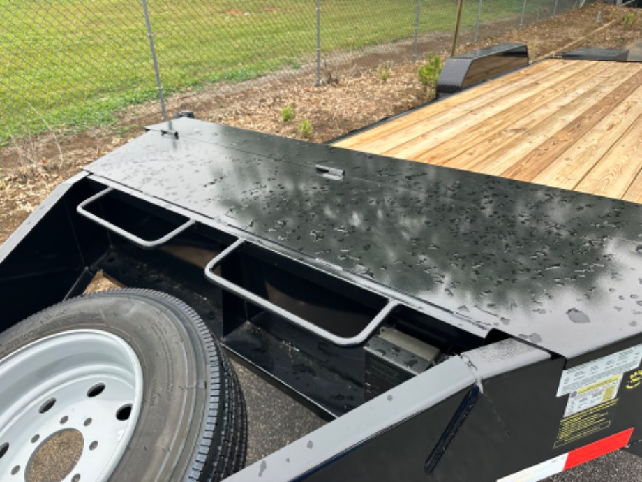 M10024 Skid Steer Trailers 