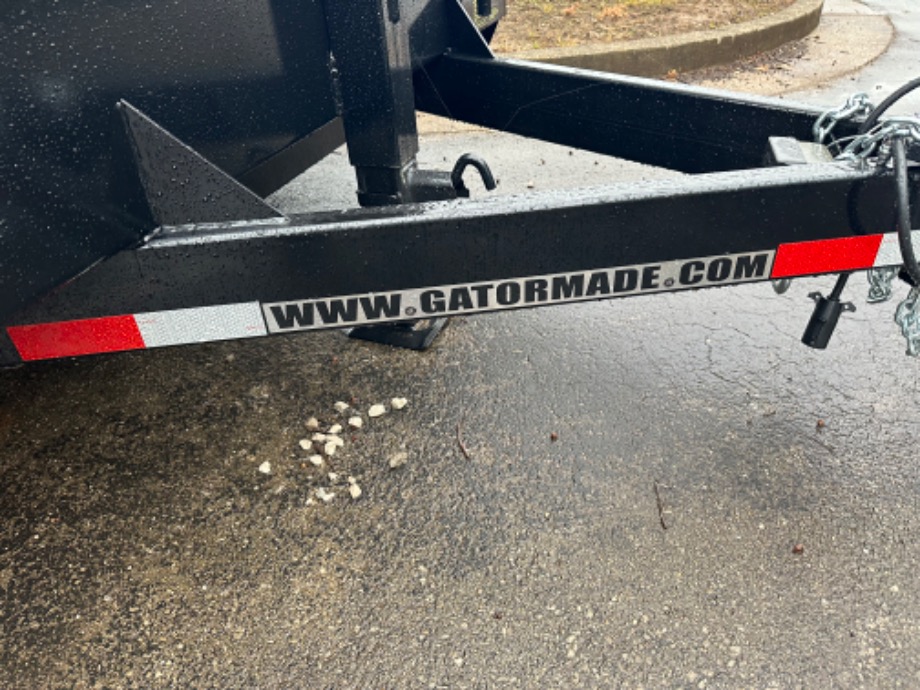 M10025 Skid Steer Trailers 