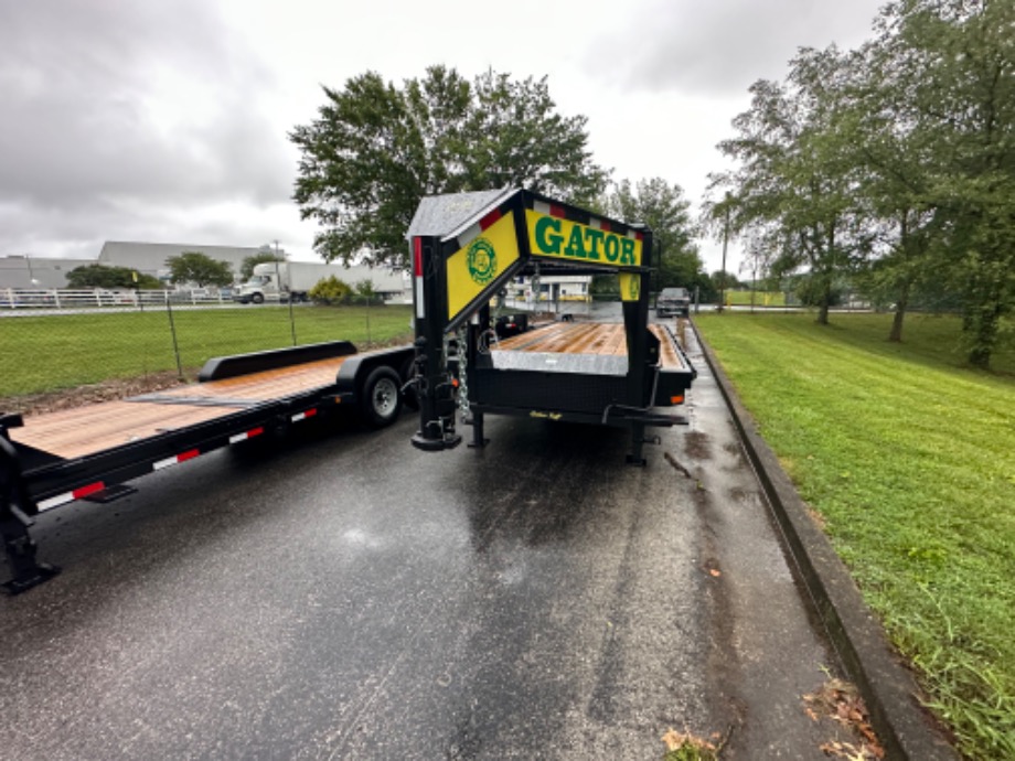 M10026 Skid Steer Trailers 