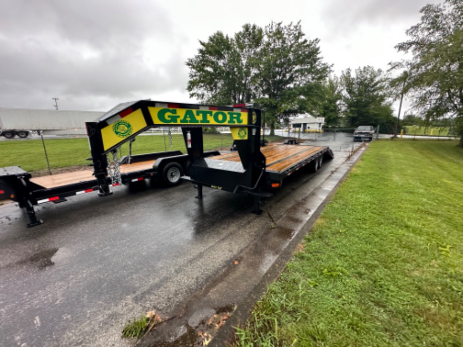 M10026 Skid Steer Trailers 