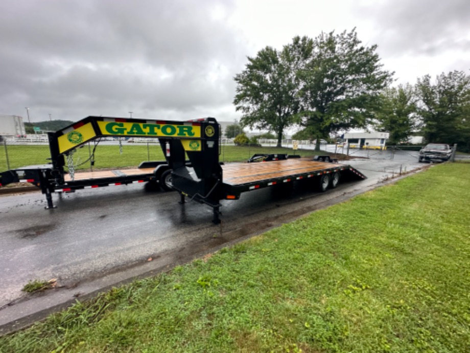 M10026 Skid Steer Trailers 