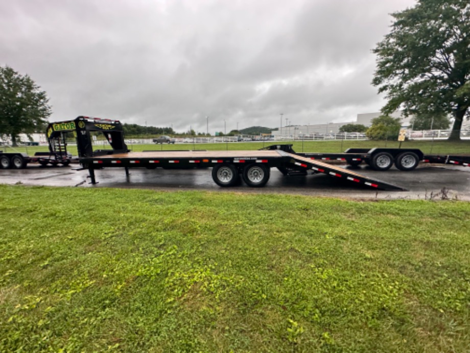 M10026 Skid Steer Trailers 