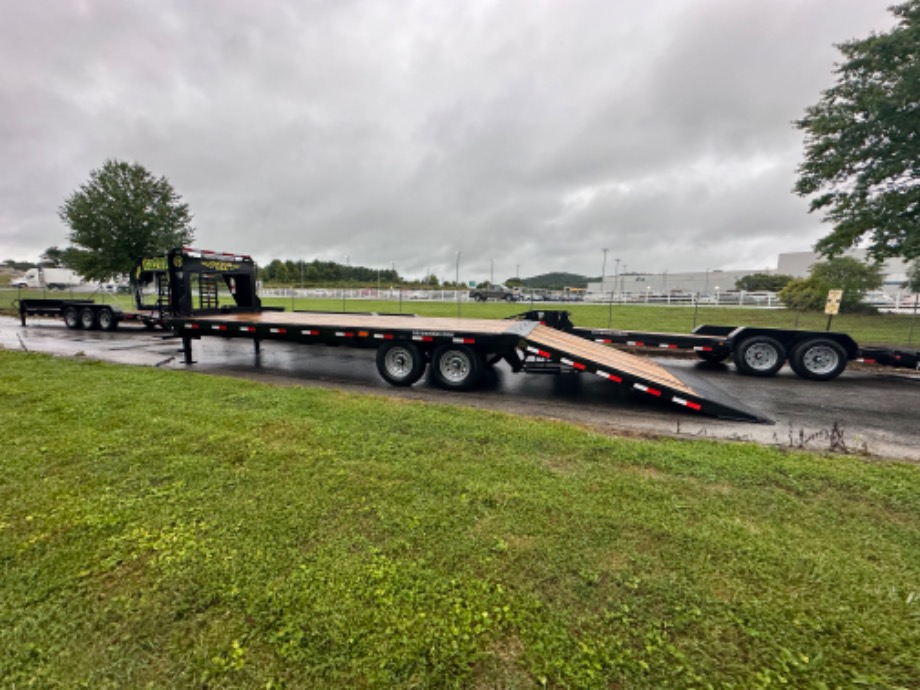 M10026 Skid Steer Trailers 