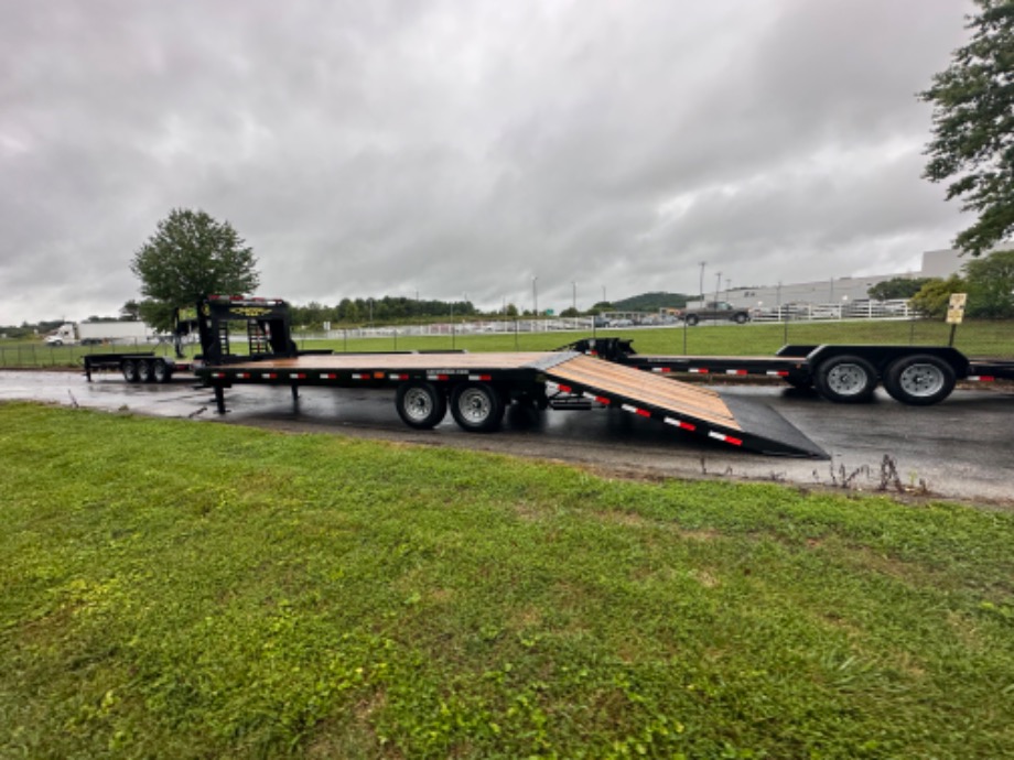 M10026 Skid Steer Trailers 