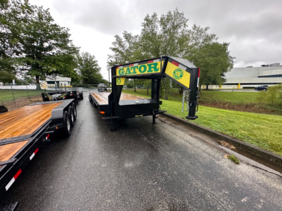 M10026 Skid Steer Trailers 