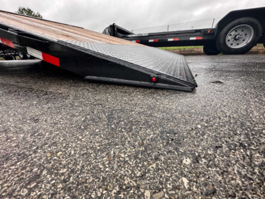 M10026 Skid Steer Trailers 