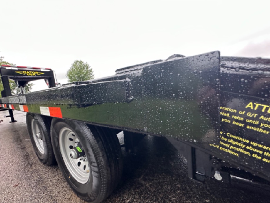 M10026 Skid Steer Trailers 