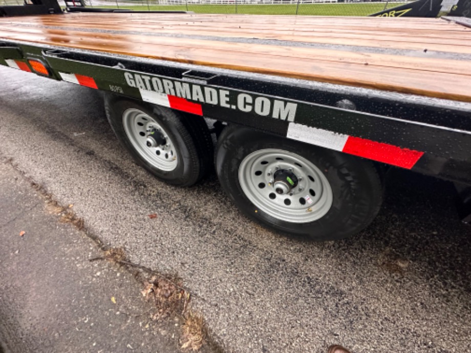 M10026 Skid Steer Trailers 