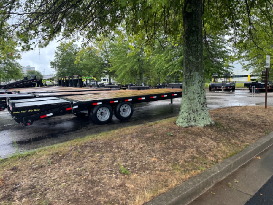 M10028 Skid Steer Trailers 