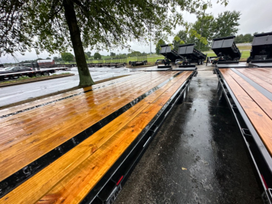 M10028 Skid Steer Trailers 