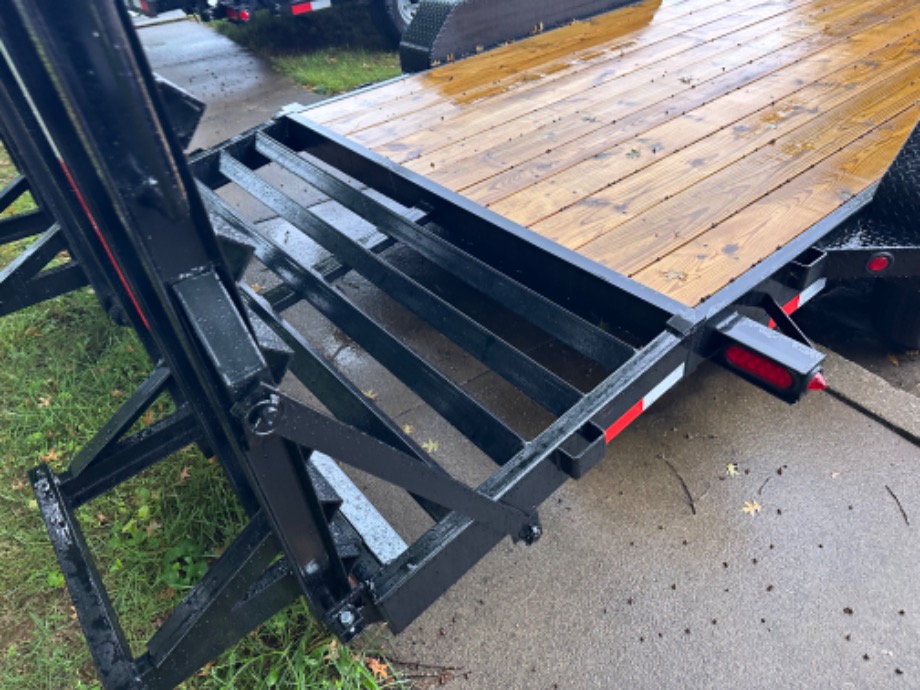 M10029 Skid Steer Trailers 