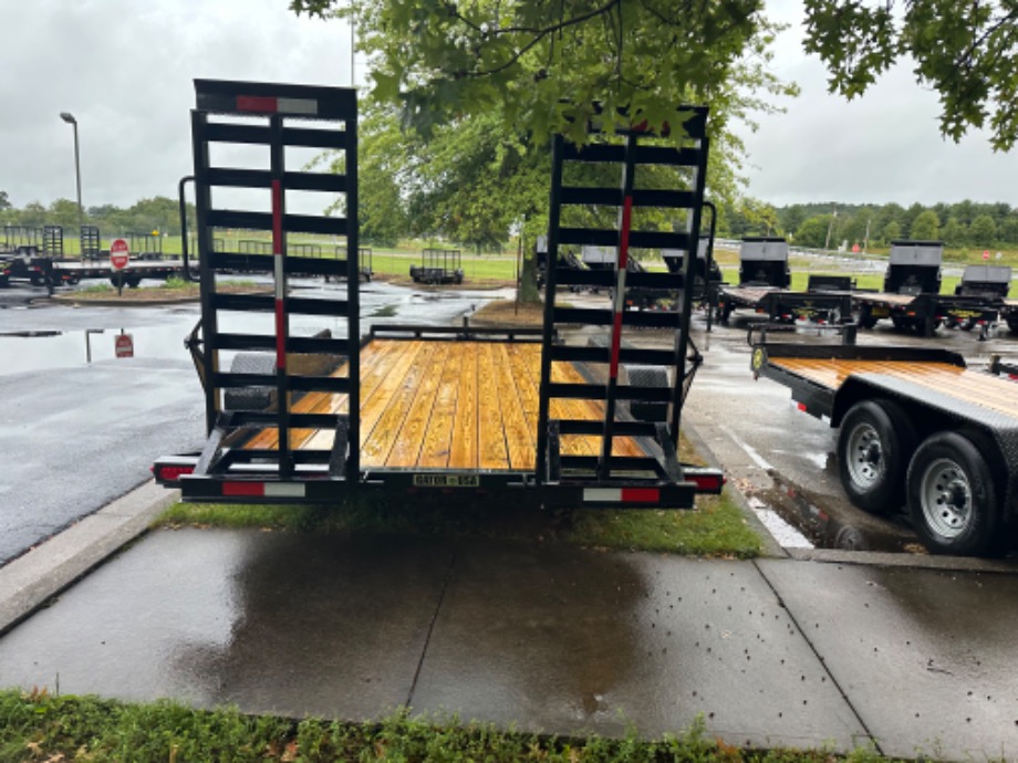 M10030 Skid Steer Trailers 