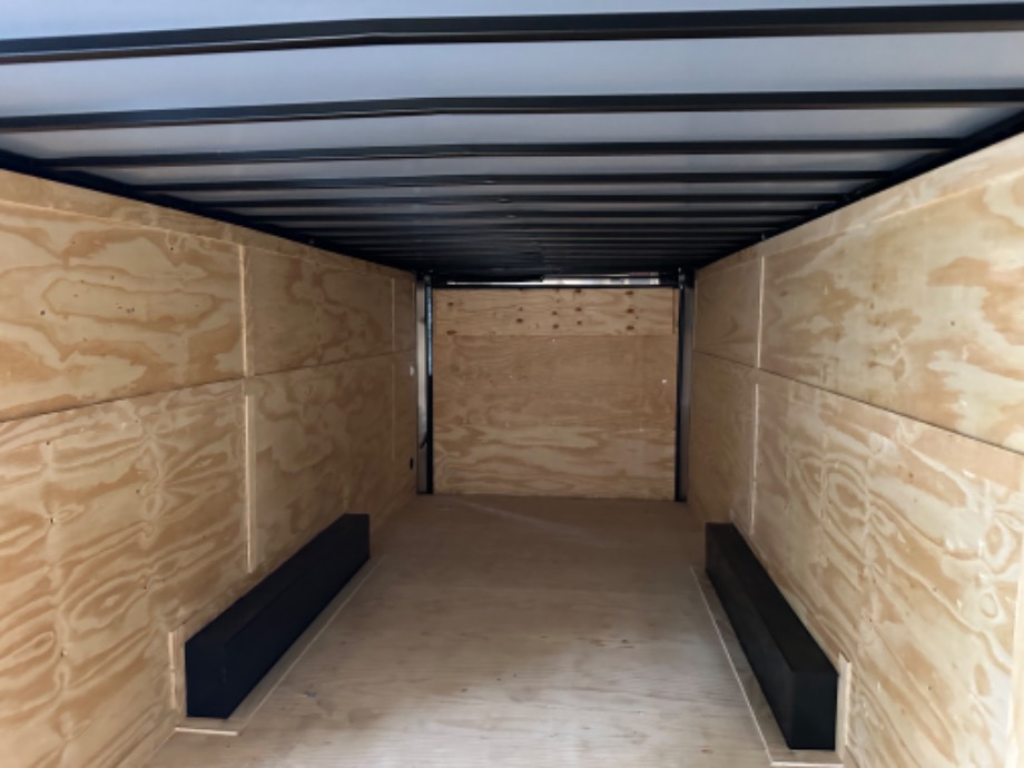 M10031 Best Enclosed Trailer 