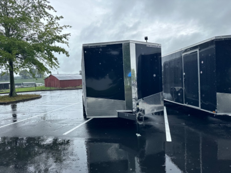 M10032 Best Enclosed Trailer 