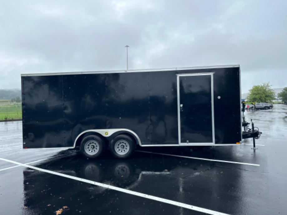 M10032 Best Enclosed Trailer 