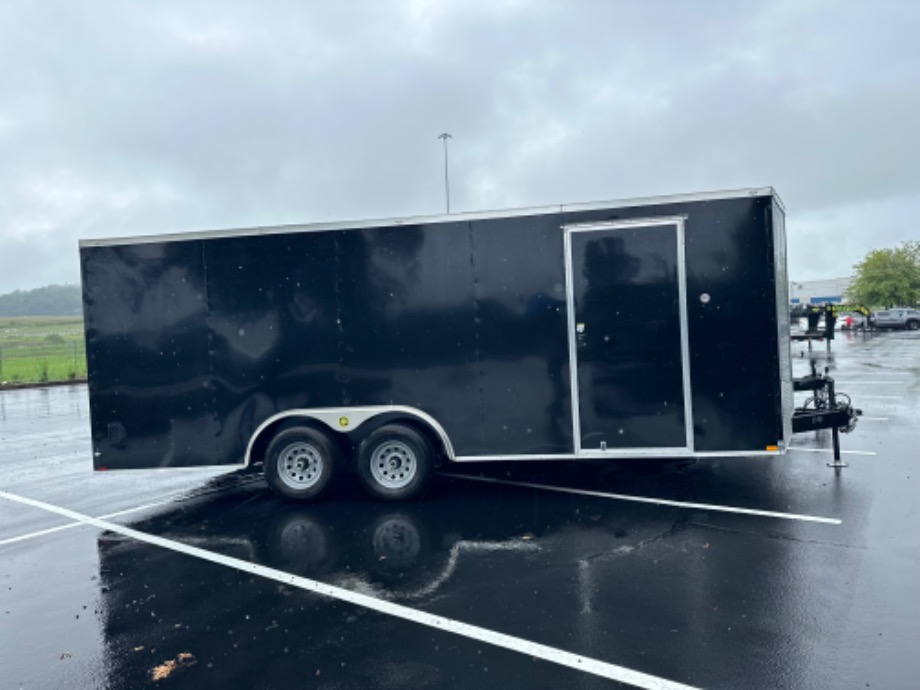 M10032 Best Enclosed Trailer 