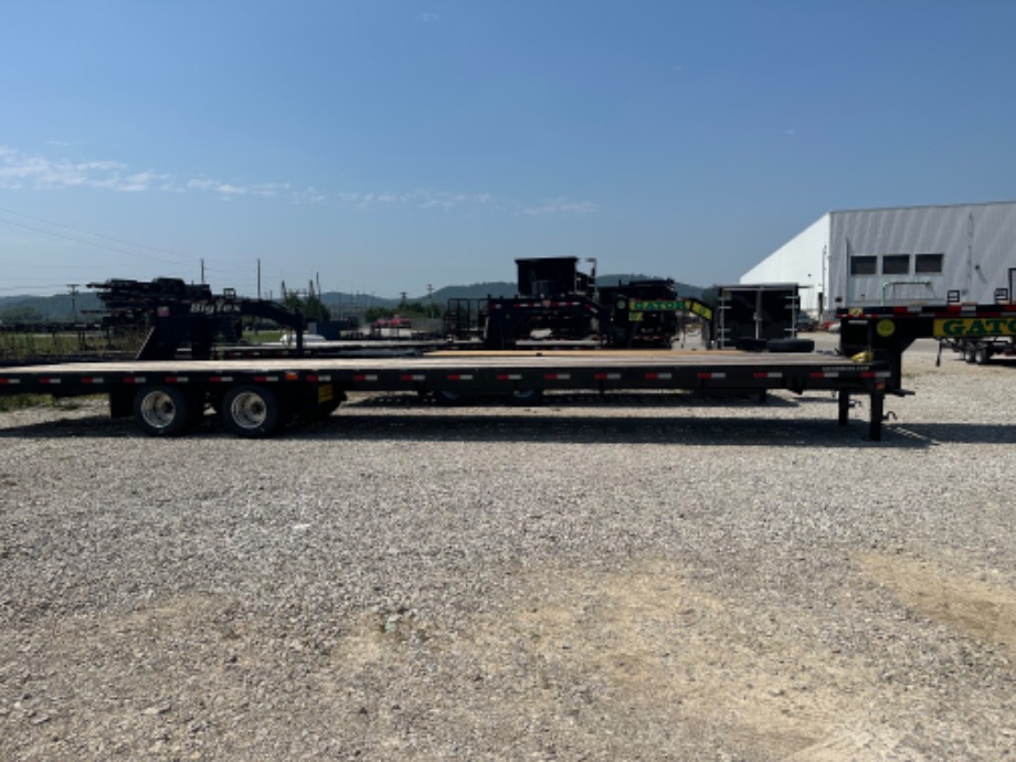 M10039 HotShot Trailers 