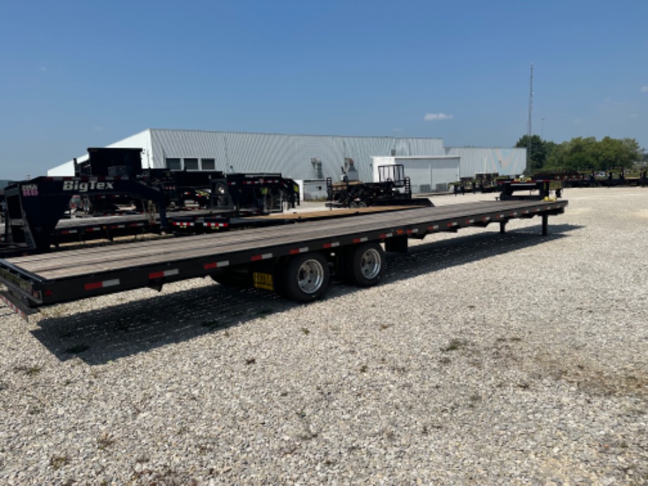 M10039 HotShot Trailers 