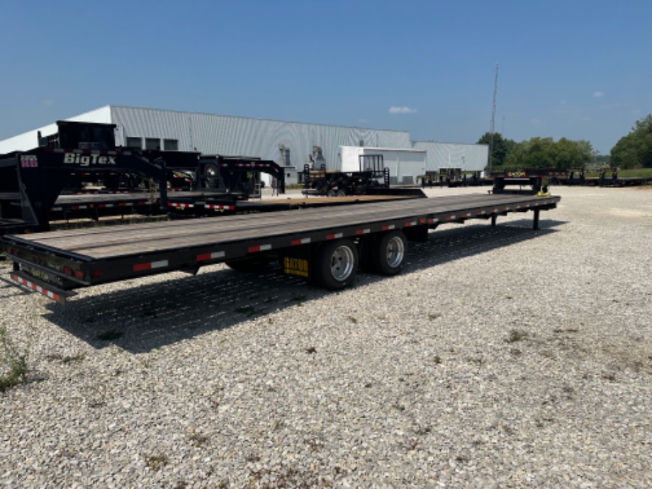 M10039 HotShot Trailers 