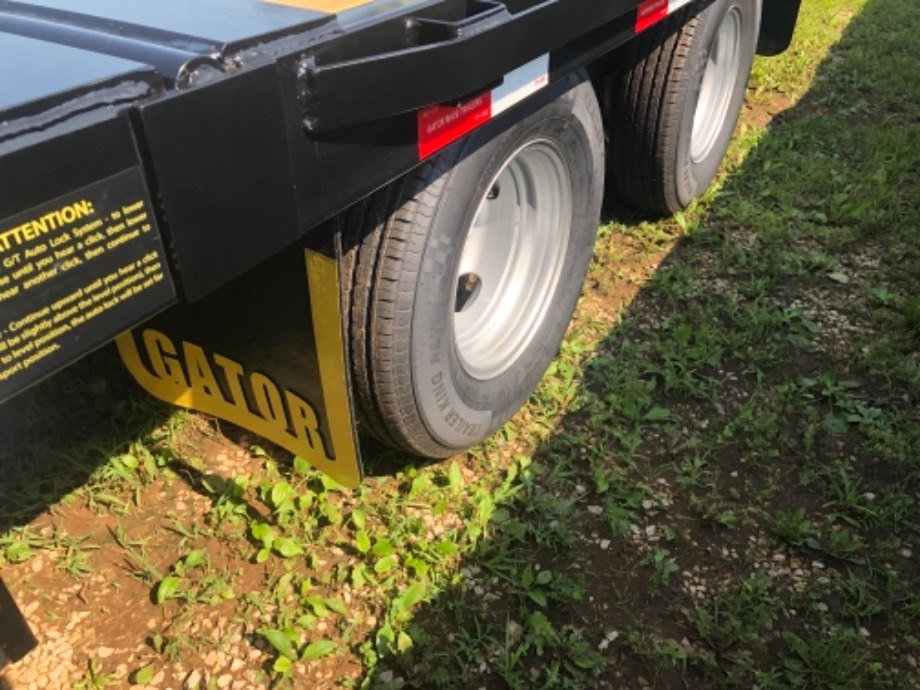 Gooseneck Trailer With Hydraulic Dovetail For Sale Gooseneck Trailers 