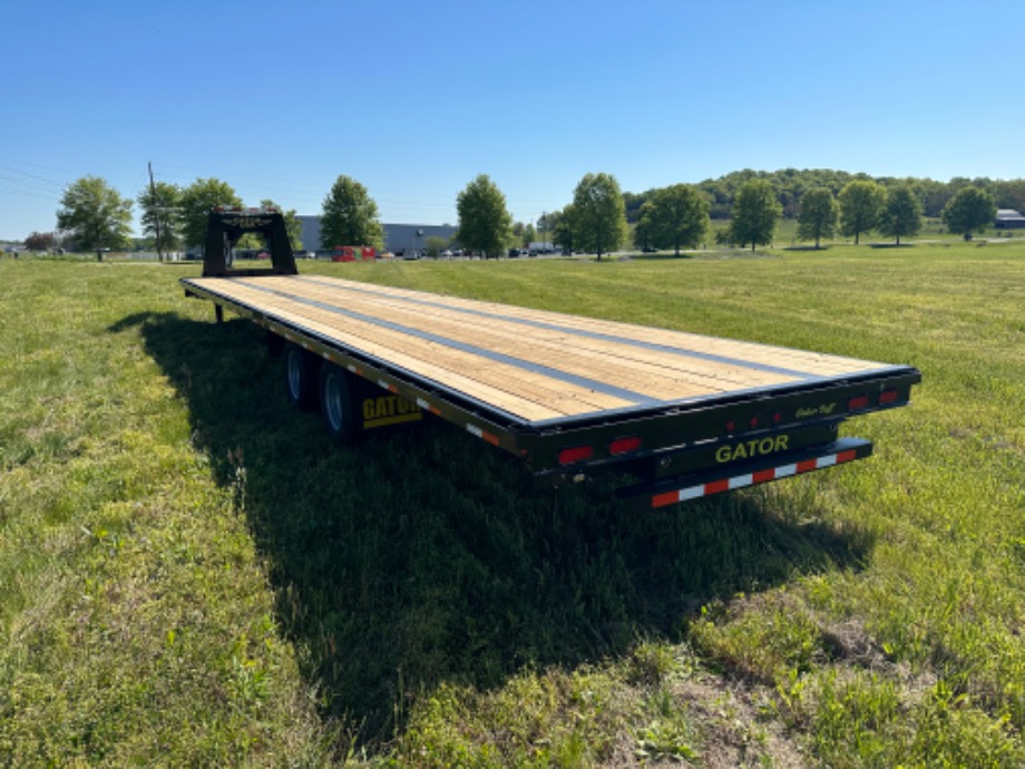 40ft Flat Elite Gooseneck Dual Tandem 24.9k  Gooseneck Trailers 