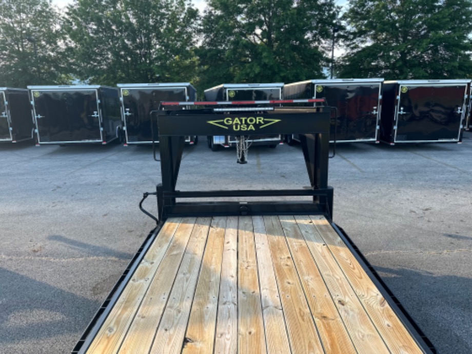 Low pro Gooseneck 8k axle  Gooseneck Trailers 