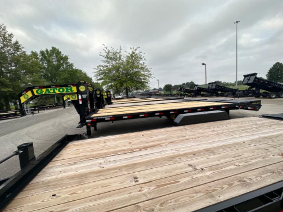 20+5 24.9k Gooseneck Elite  Gooseneck Trailers 