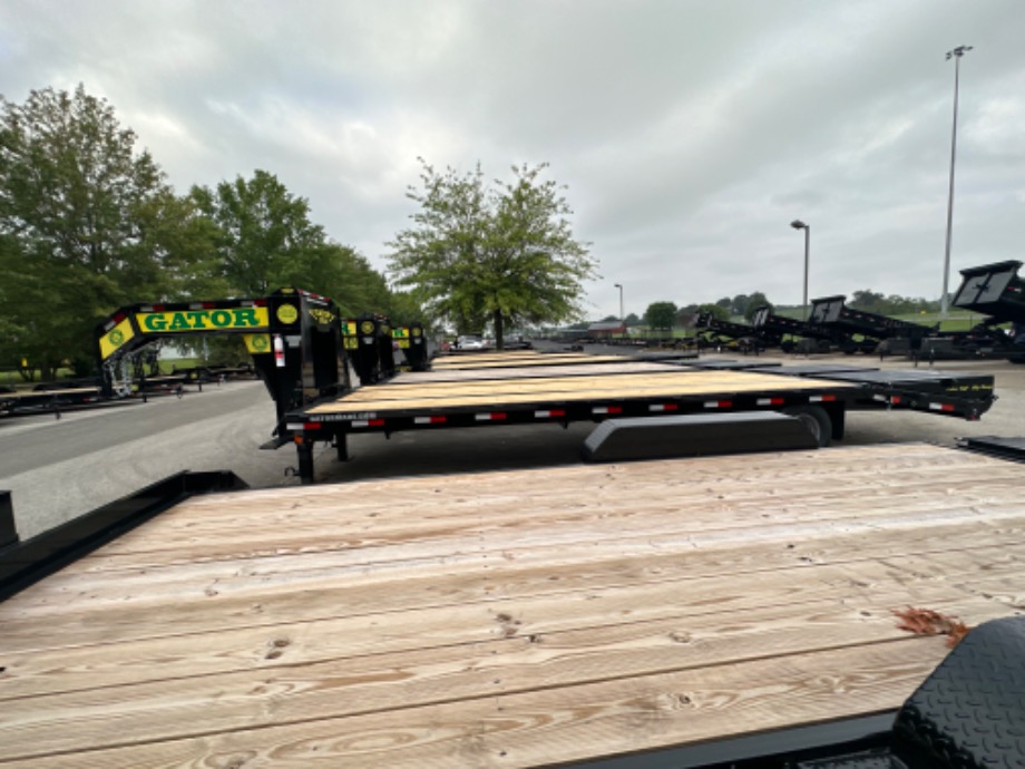 20+5 24.9k Gooseneck Elite  Gooseneck Trailers 