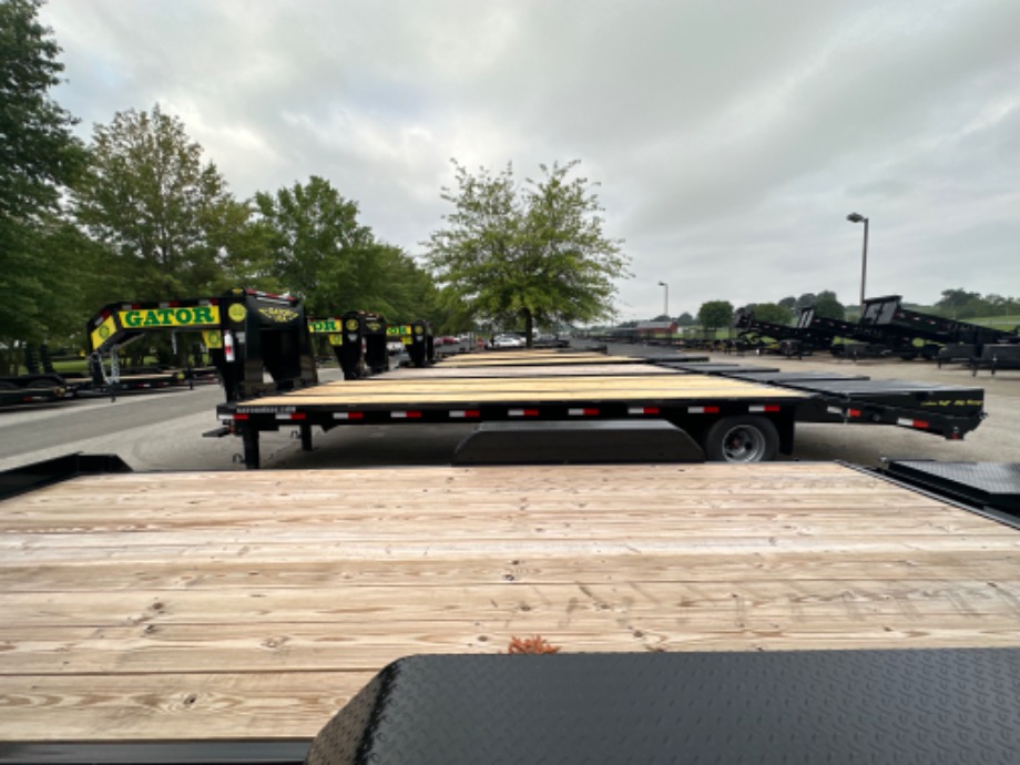 20+5 24.9k Gooseneck Elite  Gooseneck Trailers 