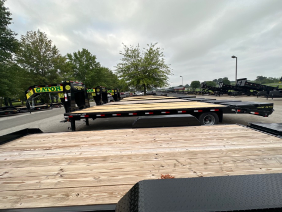 20+5 24.9k Gooseneck Elite  Gooseneck Trailers 