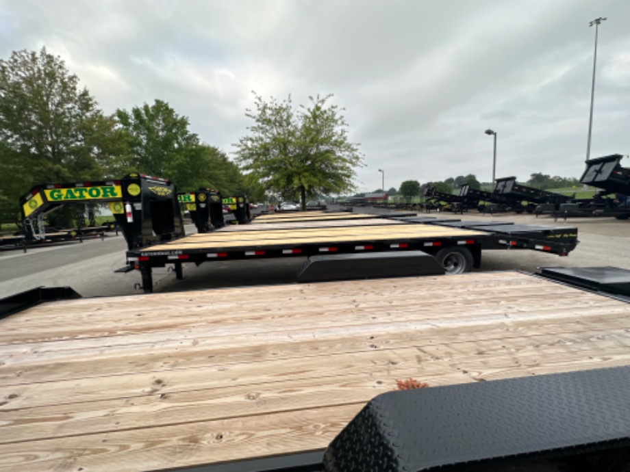 20+5 24.9k Gooseneck Elite  Gooseneck Trailers 