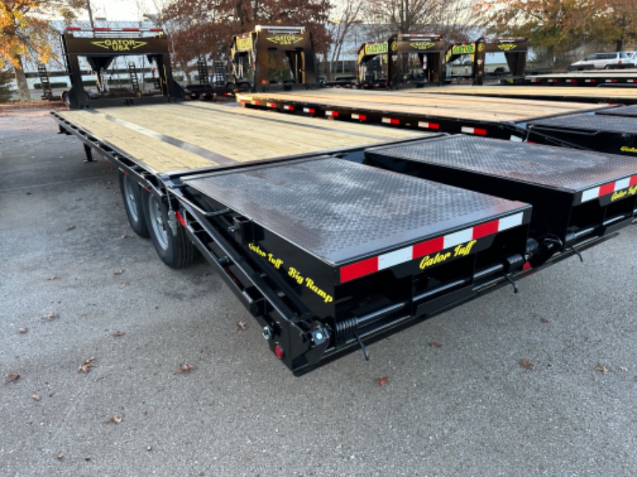 Gooseneck trailer 20+5  16K Wide Ramps Gooseneck Trailers 