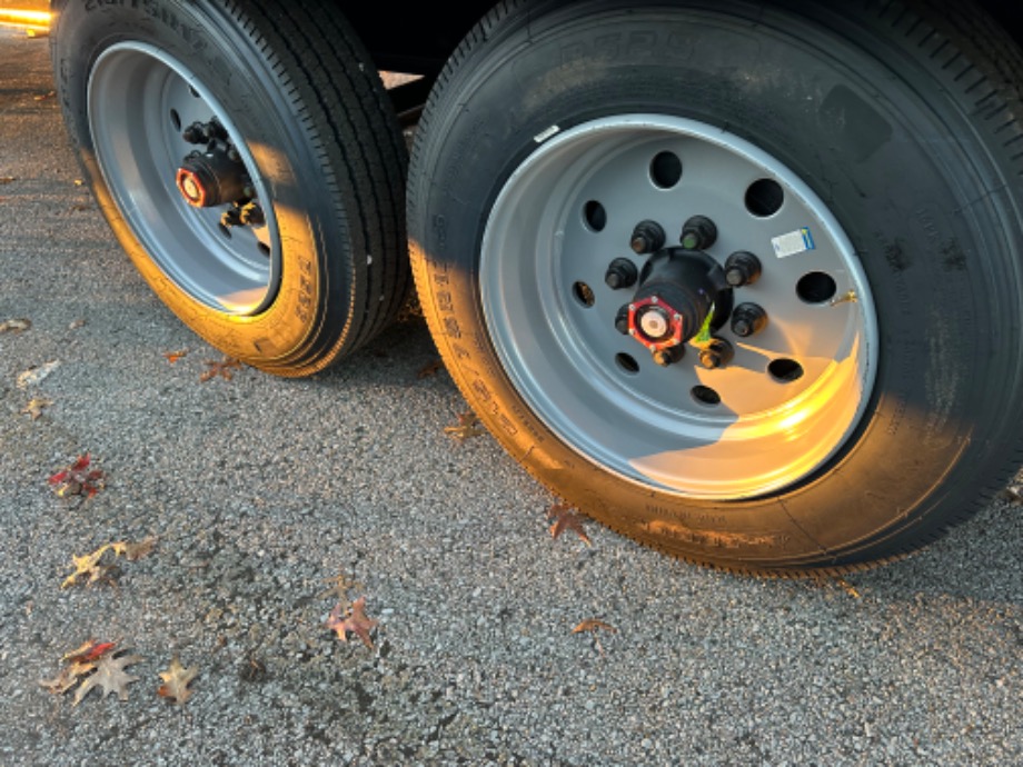 Gooseneck trailer Deck over Gooseneck Trailers 